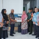 Bupati Asahan Serahkan Alat Kesehatan di UPTD Puskesmas Prapat Janji