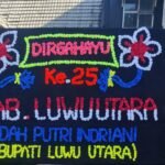 17 Papan Karangan Bunga Hilang di Pelataran Kantor DPRD Lutra, Pengusaha Lapor Polisi