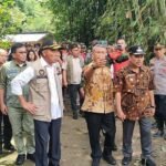 Menko PMK Kunjungi Korban Longsor di Tana Toraja, Arahan Presiden Jokowi