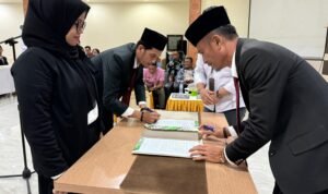 45 Anggota PPK Resmi Dilantik, Ketua KPU Palopo Pesan Sukseskan Pilkada 2024