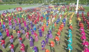 Seribu Pelajar Luwu Turut Berpartisipasi Pecahkan Rekor MURI Pada Festival Sulsel Menari