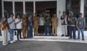 Pantarlih TPS III Kelurahan Mekar Baru Coklit Bupati Asahan dan Keluarga