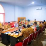 Pimpin Rapat Panitia Peringatan HUT RI Ke-79, Ini Pesan Sekda Morut