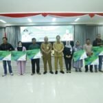 500 Petani Sawit di Palopo Terima Kartu Peserta BPJS Ketenagakerjaan