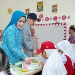 Pj Wali Kota Palopo Tinjau Uji Coba Program Makan Bergizi Gratis