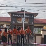 Puluhan Warga Unjuk Rasa di Mapolres Palopo, Desak Penuntasan Dugaan Korupsi