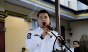 Buka Puasa Bersama, Wabup Luwu Dhevy Bijak Serahkan Bantuan  untuk Masyarakat Penerima Manfaat