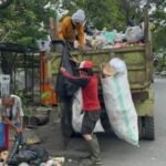 Volume Sampah Bertambah di Bulan Ramadan, DLH Palopo Sewa Armada Dump Truck Tambahan