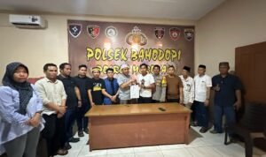 Polsek Bahodopi Sukses Selesaikan Kesalahpahaman Antara Kepala Desa Bahomakmur dan Warga