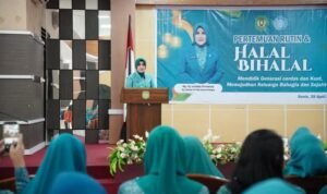 TP PKK Kota Palopo Gelar Pertemuan Rutin dan Halal Bi Halal 1446 H di Auditorium Saokotae