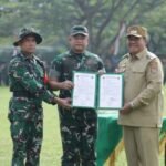 Bupati Asahan Dampingi KSAD Tutup TMMD di Silo Bonto