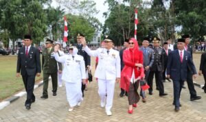 Bupati Irwan Pimpin Upacara HUT ke-80 RI di Lutim, Momentum Refleksi Perjuangan Pahlawan