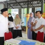 Bupati Irwan Sidak Puskesmas Wasuponda, Ajak Pegawai Tulus Layani Masyarakat