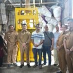 Perkuat Industri Lokal, Pemkab Asahan Serahkan Bantuan Sarana dan Prasarana kepada Pelaku UKM